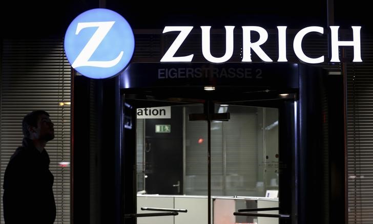 © Reuters. ZURICH INSURANCE DÉPASSE LES ATTENTES