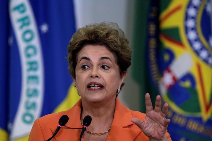 © Reuters. مجلس الشيوخ البرازيلي يوافق على محاكمة روسيف