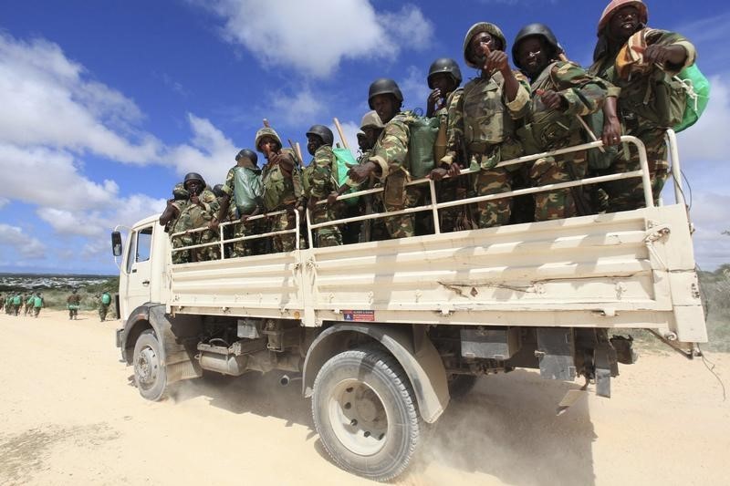 © Reuters. البنتاجون: ضربة جوية أمريكية تقتل 5 مقاتلين لحركة الشباب بالصومال