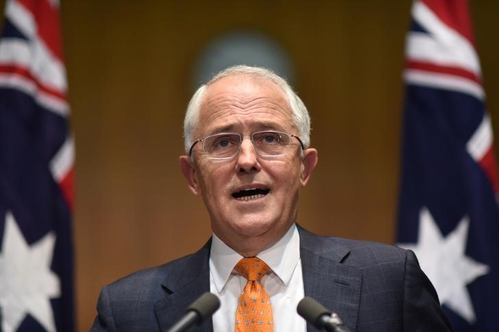 © Reuters. Australian PM Malcolm Turnbull speaks to the media during a press conference at Parliament House in Canberra 