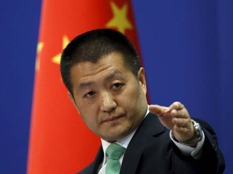 © Reuters. Porta-voz do Ministério do Exterior chinês Lu Kang