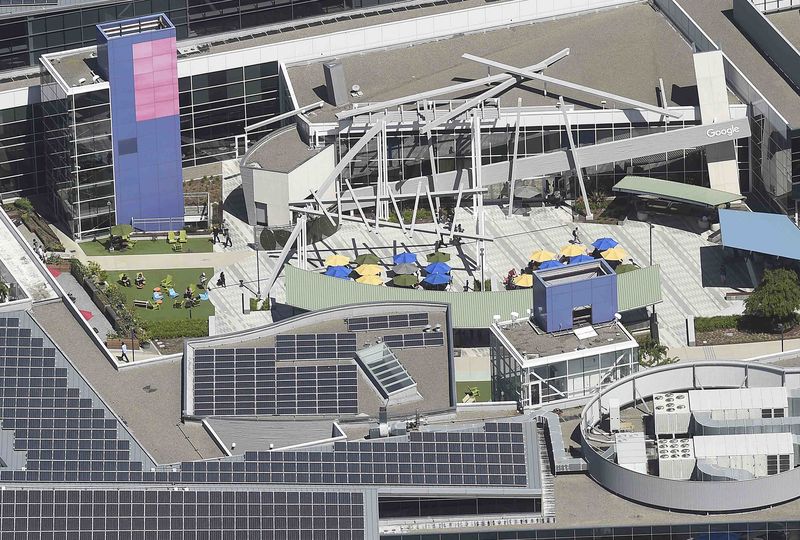 © Reuters. The Alphabet Inc. campus also known as Googleplex is shown in this aerial photo in Mountain View