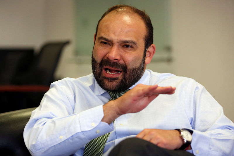 © Reuters. Pemex's CFO Juan Pablo Newman gestures during an interview with Reuters at Pemex headquarters in Mexico City