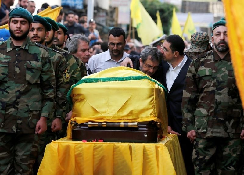 © Reuters. تحليل-أسبوع أسود لإيران وحزب الله في سوريا
