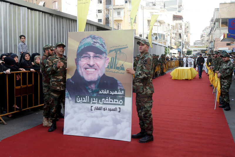 © Reuters. LE HEZBOLLAH ACCUSE LES EXTRÉMISTES SUNNITES D'AVOIR TUÉ SON CHEF EN SYRIE