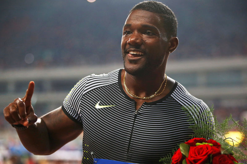 © Reuters. Justin Gatlin of the U.S. celebrates