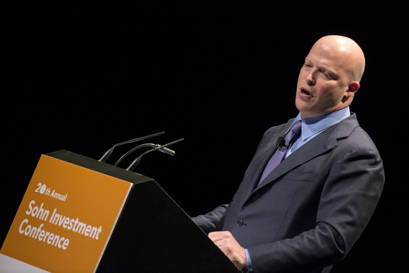 © Reuters. Keith Meister, founder and chief investment officer at Corvex Management LP., speaks during the Sohn Investment Conference in New York 