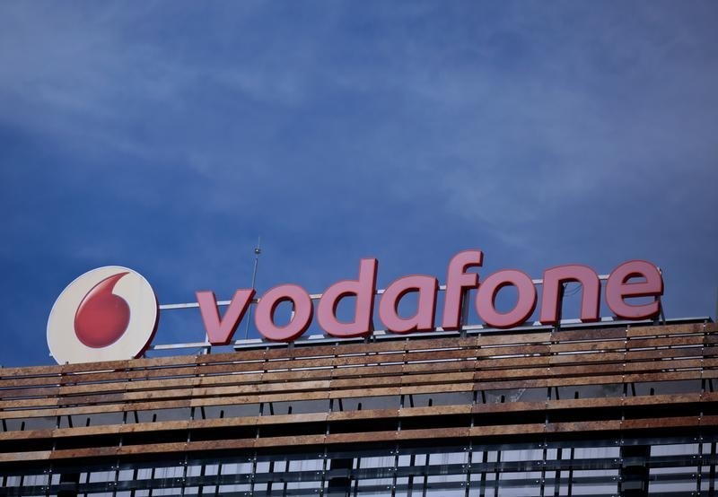 © Reuters. Crece el beneficio ordinario de Vodafone tras la recuperación en Europa