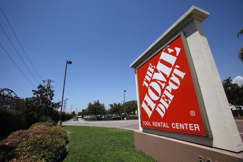 © Reuters. A sign outside The Home Depot store is pictured in Monrovia, California