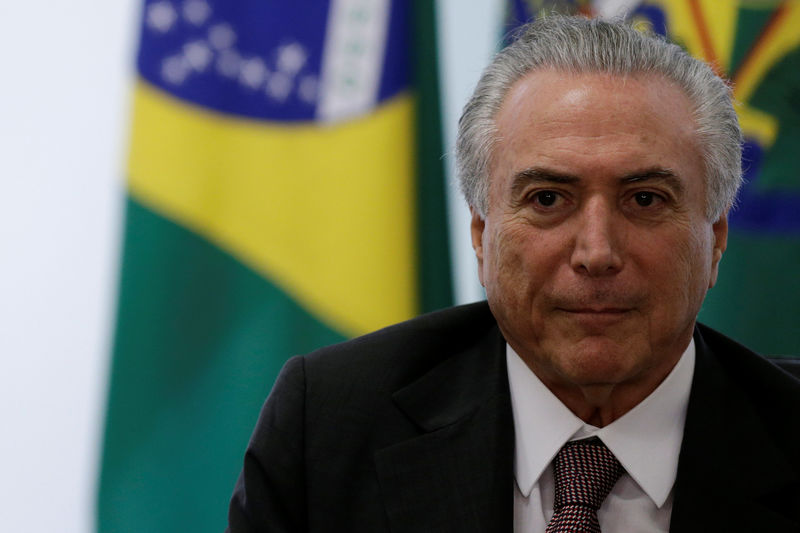 © Reuters. Presidente interino, Michel Temer, durante encontro no Palácio do Planalto