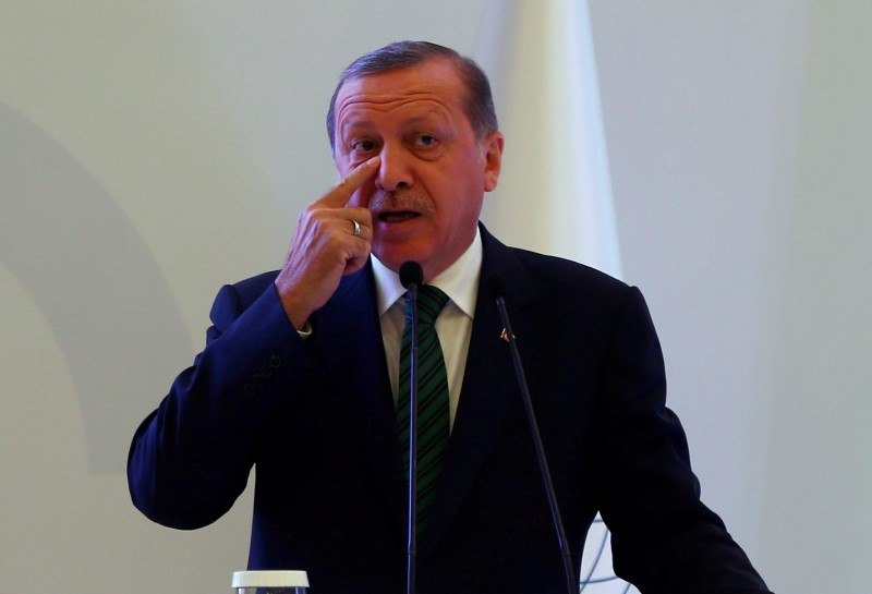 © Reuters. محكمة ألمانية تحظر نشر أجزاء من قصيدة تسخر من إردوغان