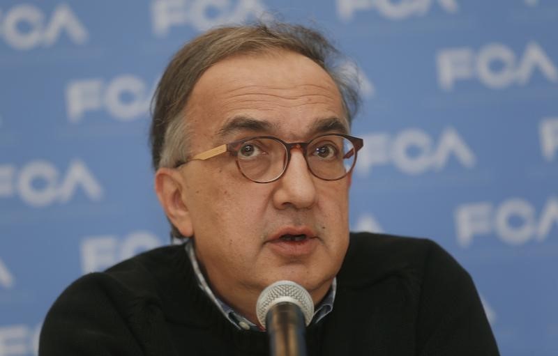 © Reuters. Sergio Marchionne, CEO of Fiat Chrysler, speaks at the North American International Auto Show in Detroit