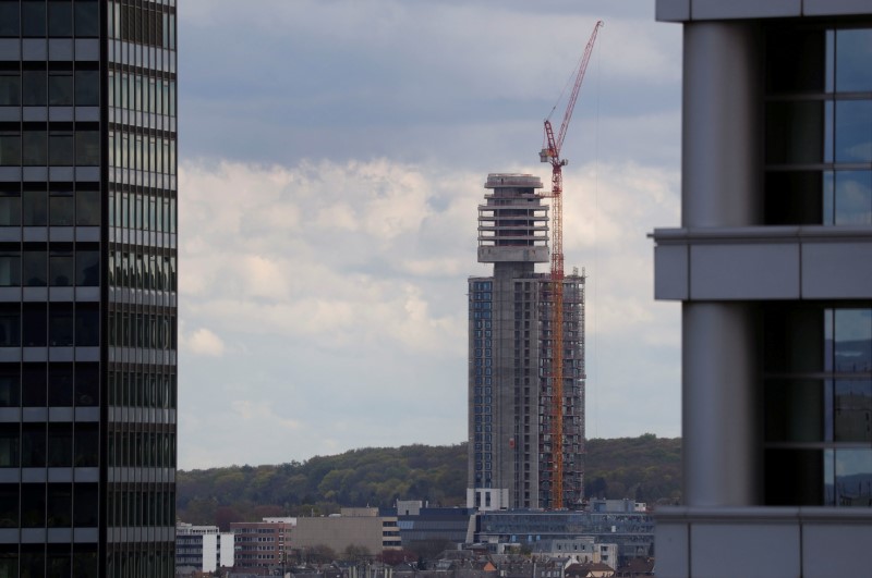 © Reuters. The construction site of the rebuild " Henninger Turm " (Henninger brewery towering) is pictured in Frankfurt