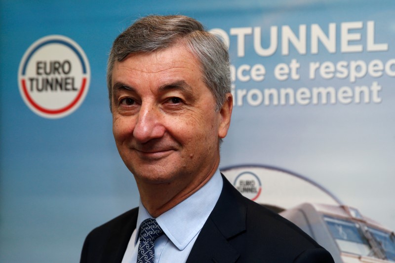 © Reuters. Jacques Gounon, Chairman and CEO of Eurotunnel, poses before the company's 2015 annual results presentation in Paris