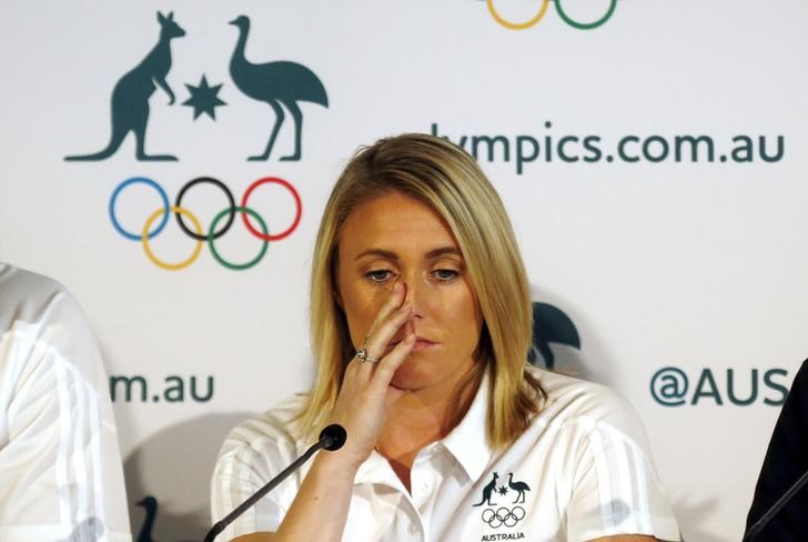 © Reuters. Australia's Olympic hurdles champion Sally Pearson reacts during a media conference in Sydney, Australia
