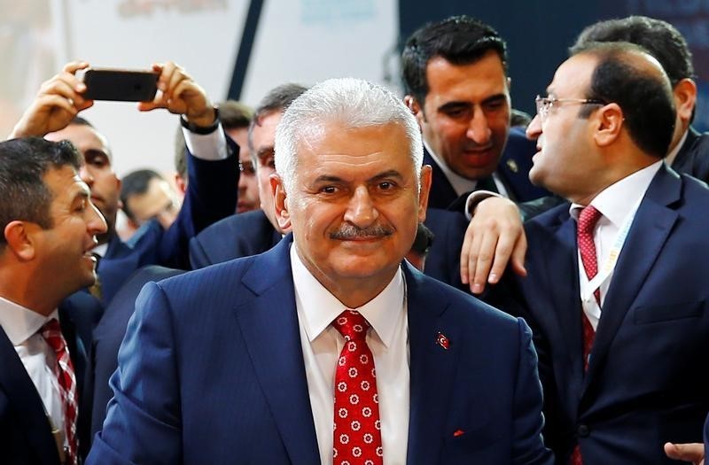 © Reuters. رئيس وزراء تركيا الجديد يتعهد بمواصلة محاربة "الإرهاب"