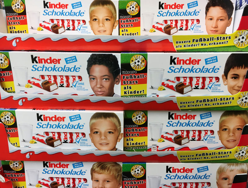 © Reuters. Images of German soccer players are printed on Ferrero chocolate bar boxes in Berlin