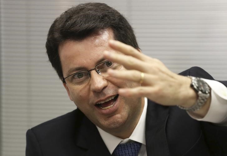 © Reuters. Paulo Caffarelli, indicado para asssumir o comando do Banco do Brasil, durante entrevista em São Paulo