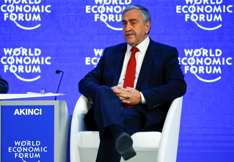 © Reuters. Turkish Cypriot leader Akinci attends the session 'Reuniting Cyprus' at the annual meeting of the World Economic Forum (WEF) in Davos