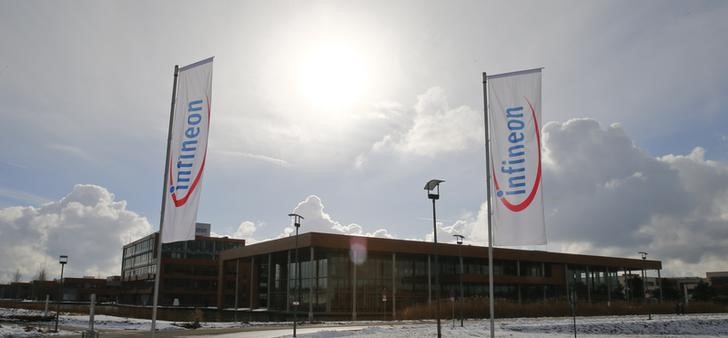 © Reuters. The headquarters of German semiconductor manufacturer Infineon in Neubiberg