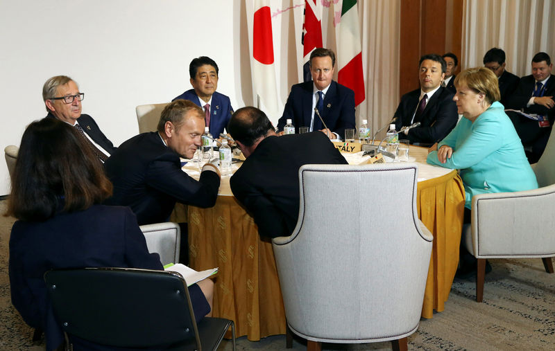 © Reuters. G7 leaders attend the Japan EU EPA/FTA meeting at the summit of the leaders of the Group of Seven (G7) industrialized nations in Shima