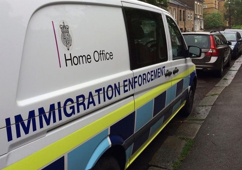 © Reuters. La inmigración, cerca de un récord en Reino Unido en la antesala del referéndum