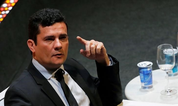 © Reuters. Juiz Sérgio Moro fala em reunião com jornalistas e empresários, em São Paulo