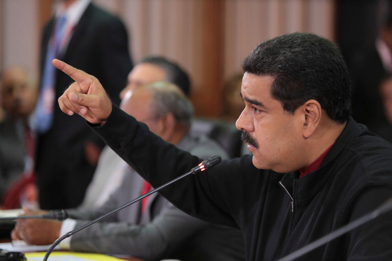 © Reuters. Venezuela's President Nicolas Maduro speaks during the 16th PetroCaribe Ministerial Council in Caracas
