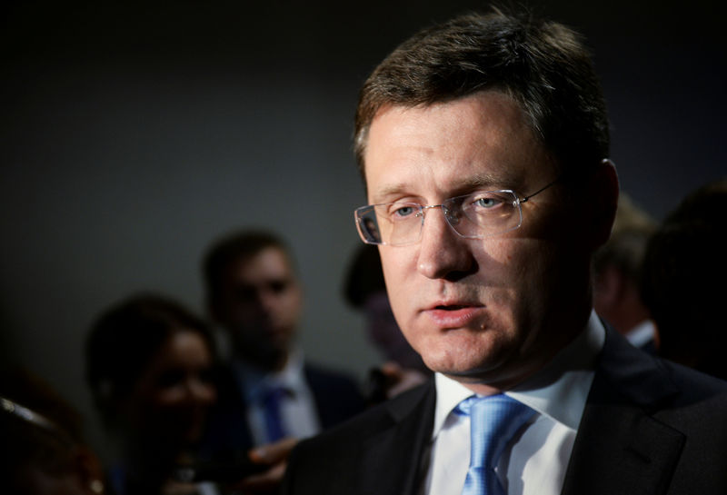 © Reuters. Russian Energy Minister Novak speaks to journalists following news conference at Russia-ASEAN summit in Sochi