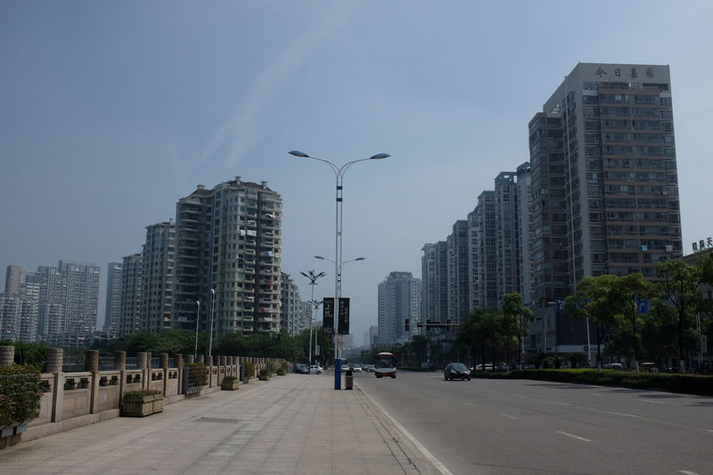 © Reuters. Residential buildings are seen in Wenzhou