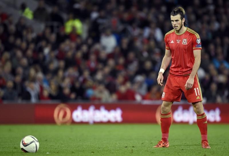 © Reuters. Bale quiere más gloria en Europa tras la victoria de la Liga de Campeones