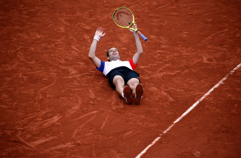 © Reuters. Tennis - French Open - Roland Garros - Kei Nishikori of Japan v Richard Gasquet of France