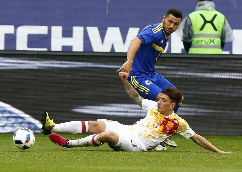 © Reuters. Bellerín jugará con España la Eurocopa 2016