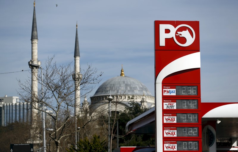 © Reuters. АЗС OMV Petrol Ofisi в Стамбуле