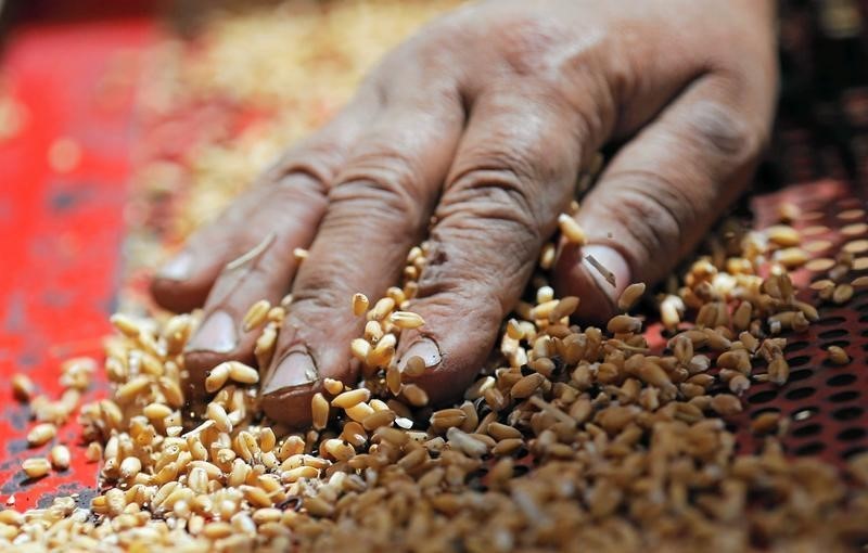 © Reuters. Los precios mundiales de los alimentos suben por cuarto mes consecutivo en mayo