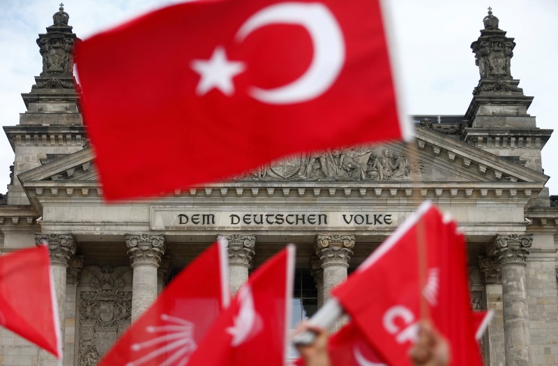 © Reuters. يلدريم: تركيا تستدعي سفيرها من ألمانيا للتشاور