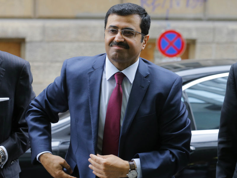 © Reuters. Qatar's Energy Minister and OPEC President al-Sada arrives for an OPEC meeting in Vienna