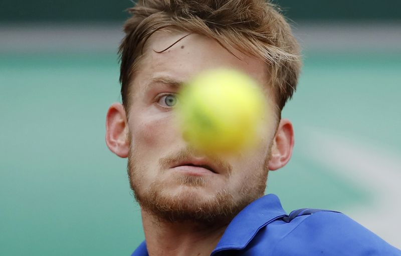 © Reuters. Tennis - French Open Men's Singles Quarterfinal match - Roland Garros - Dominic Thiem of Austria v David Goffin of Belgium