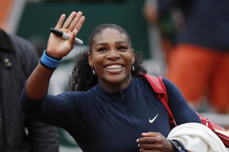 © Reuters. Serena vence a Putintseva y avanza a semis del Abierto de Francia