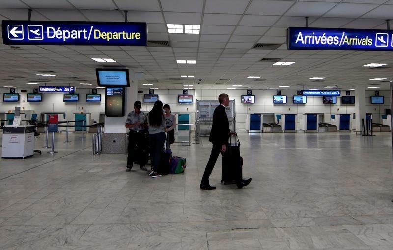 © Reuters. L'APPEL À LA GRÈVE À AIR FRANCE JUGÉ IRRESPONSABLE