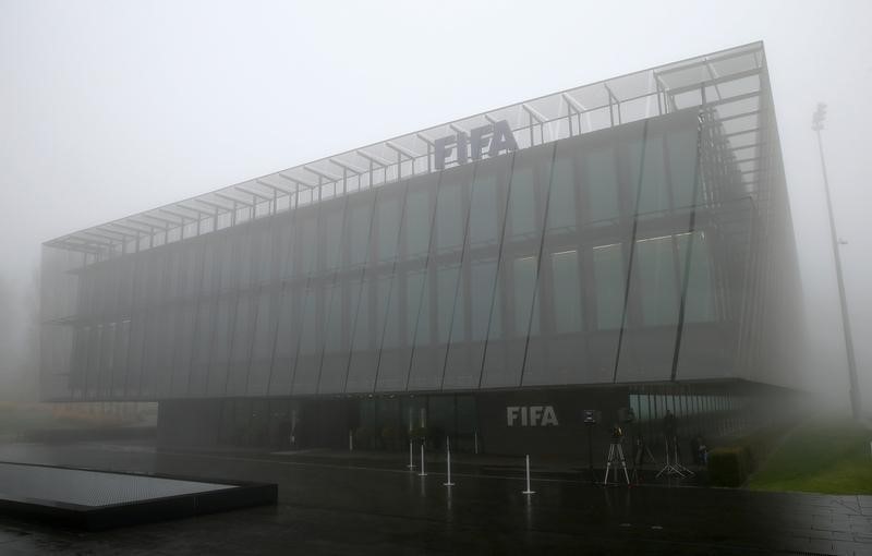 © Reuters. Registran la sede de la FIFA por una investigación de corrupción
