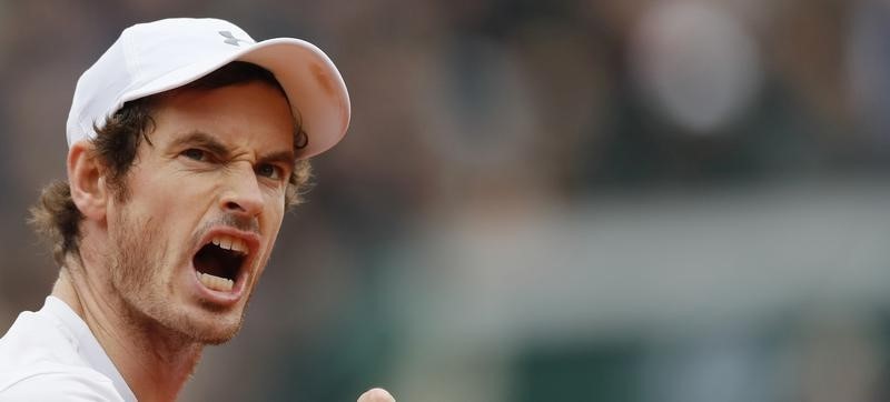 © Reuters. Djokovic y Murray se enfrentarán en la final del Abierto de Francia