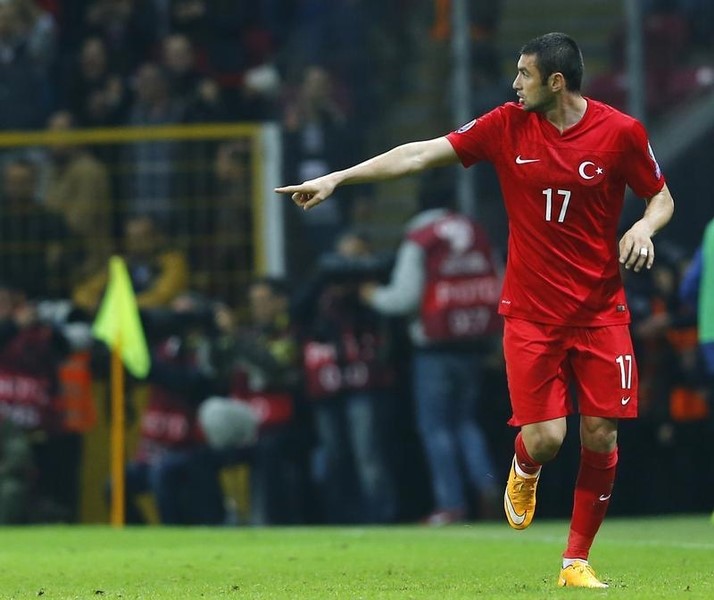 © Reuters. تركيا تختتم استعداداتها لبطولة أوروبا بالفوز على سلوفينيا