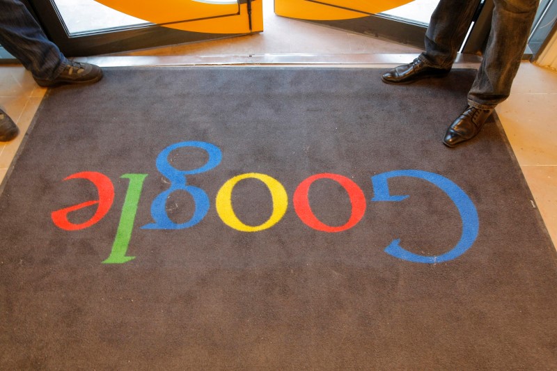 © Reuters. A Google carpet is seen at the entrance of the new headquarters of Google France before its official inauguration in Paris