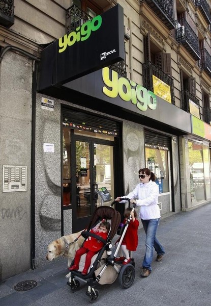 © Reuters. Goldman asegurará la financiación de la oferta de Zegona por Yoigo