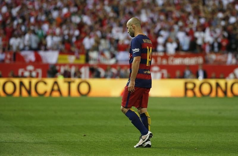 © Reuters. Mascherano no forzará su salida del Barcelona