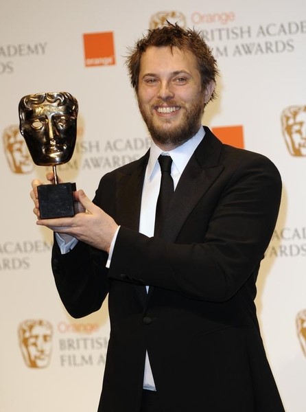 © Reuters. Duncan Jones recebe prêmio em cerimônia do Bafta em Londres