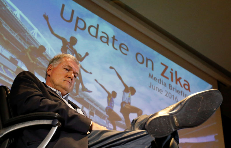 © Reuters. 2016 Rio Olympics Chief Medical Officer Joao Grangeiro attends a briefing on Zika virus for international media in Rio de Janeiro