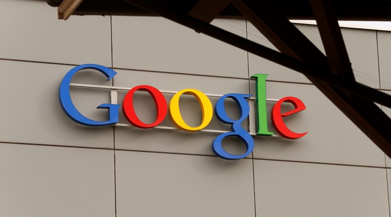 © Reuters. A logo is pictured at Google's European Engineering Center in Zurich