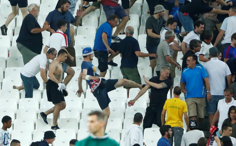 © Reuters. LA RUSSIE MENACÉE DE SANCTIONS APRÈS LES INCIDENTS DE MARSEILLE